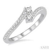 1/4 ctw Cross Over Shank Round Cut Diamond 2Stone Ring in 14K White Gold